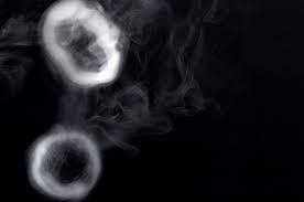 Mastering the Art of Smoke Rings: A Step-by-Step Guide to Vape Rings - Vape Street UK 